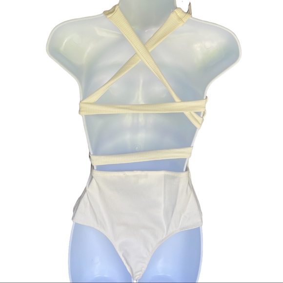 NWT - Lulus Still Star Crossed White Ribbed
Backless Sleeveless Bodysuit - SZ S - Picture 9 of 15